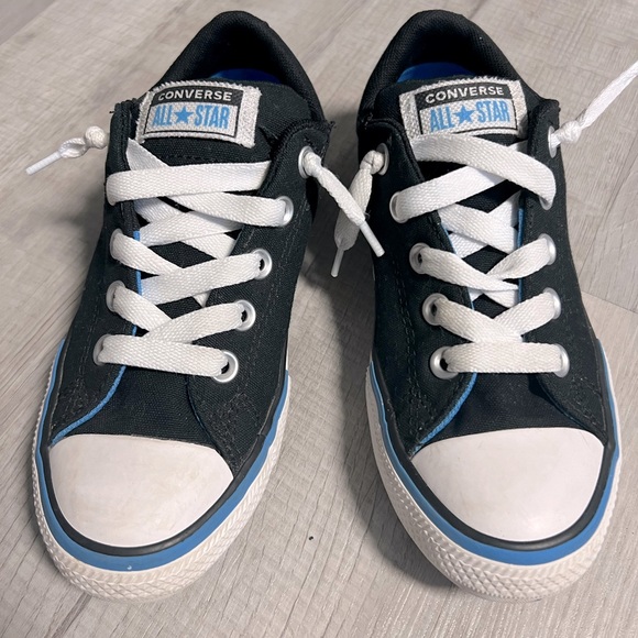 Boys Slip-on Converse Brand New - Picture 1 of 4